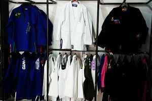 Як обрати ідеальне кімоно для своїх потреб: поради для початківців фото