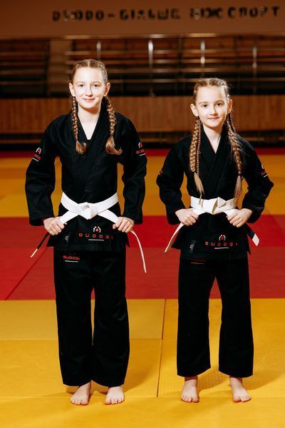 Дитяче чорне кімоно для BJJ TM BUDOGI 350 г/м&sup2; для хлопчиків та дівчат (з поясом) 00035а43 фото