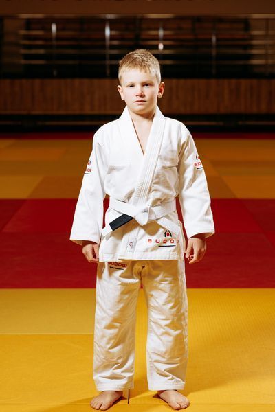 Дитяче біле кімоно для BJJ TM BUDOGI 350 г/м&sup2; для хлопчиків та дівчат (з поясом) 00035а442 фото