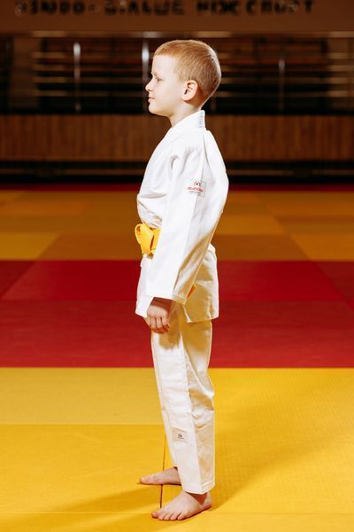 Біле дитяче кімоно для дзюдо BUDOGI BEGINNER 350 г/м&sup2; &ndash; якісне дзюдоги для дітей 000817611 фото