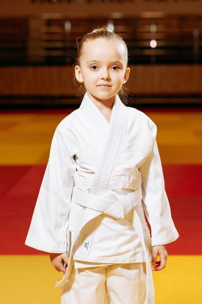 Біле дитяче кімоно для дзюдо BUDOGI BEGINNER 350 г/м&sup2; &ndash; якісне дзюдоги для дітей 000817611 фото